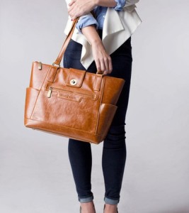 choosing the perfect diaper bag | why mama bird box loves kelly moore bag